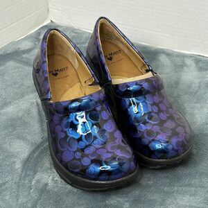 Nurse Mates Pillowtop Patent Leather Slip On Clog Bryar Women’s Size 5.5M